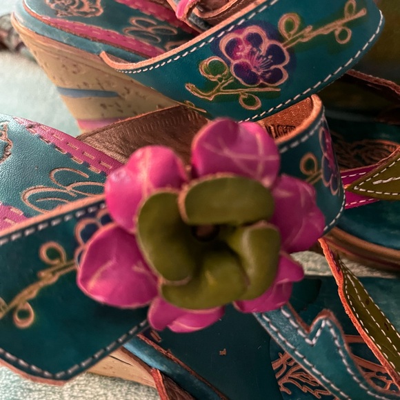 ELITE LEATHER boutique sandals with 3.5” wedge heel simply gorgeous!!! Sz 39 - Picture 12 of 14